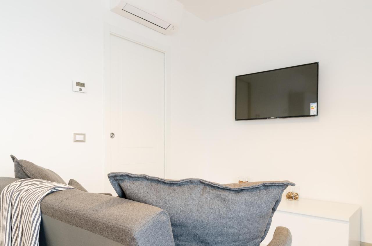 Fco Secrets Luxury Apartment Fiumicino Buitenkant foto