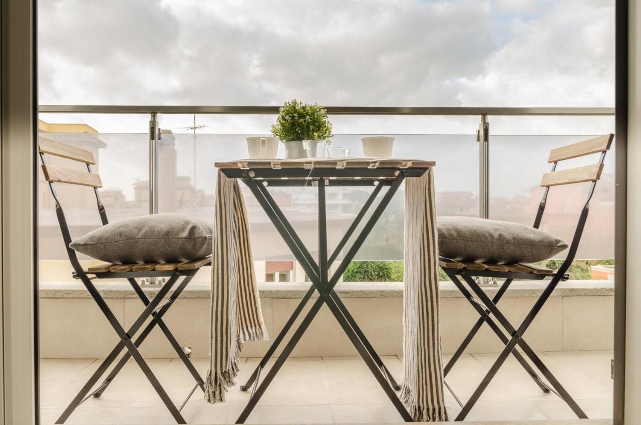 Fco Secrets Luxury Apartment Fiumicino Buitenkant foto