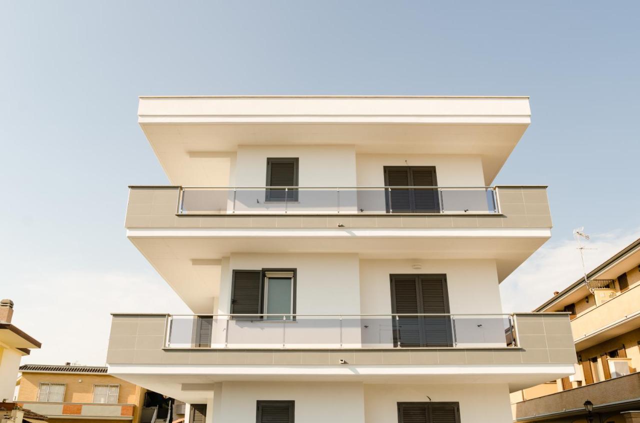 Fco Secrets Luxury Apartment Fiumicino Buitenkant foto